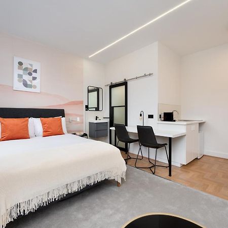 D8 House Apartment London Bagian luar foto