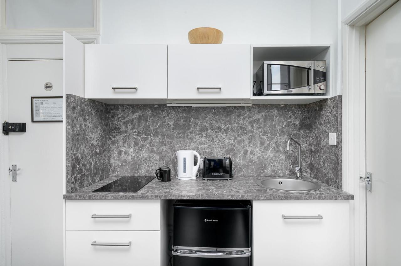 D8 House Apartment London Bagian luar foto