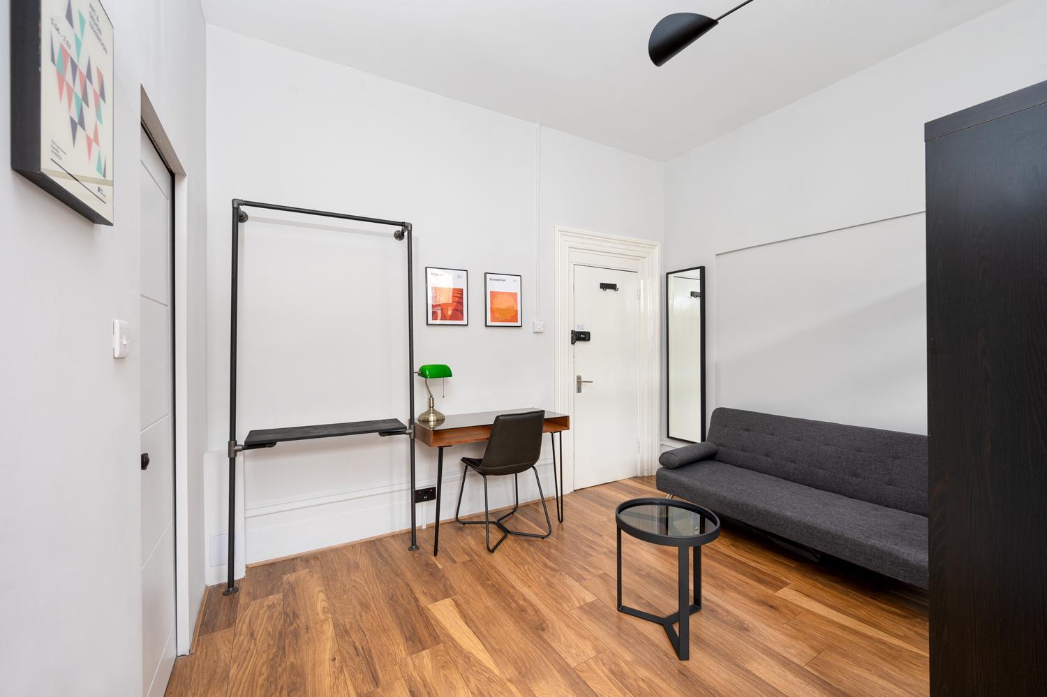 D8 House Apartment London Bagian luar foto